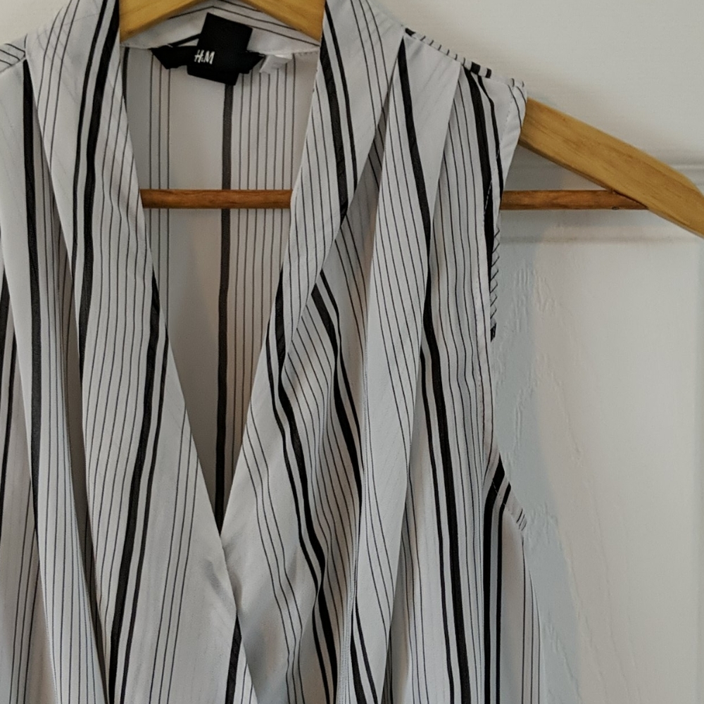 Wrap front top